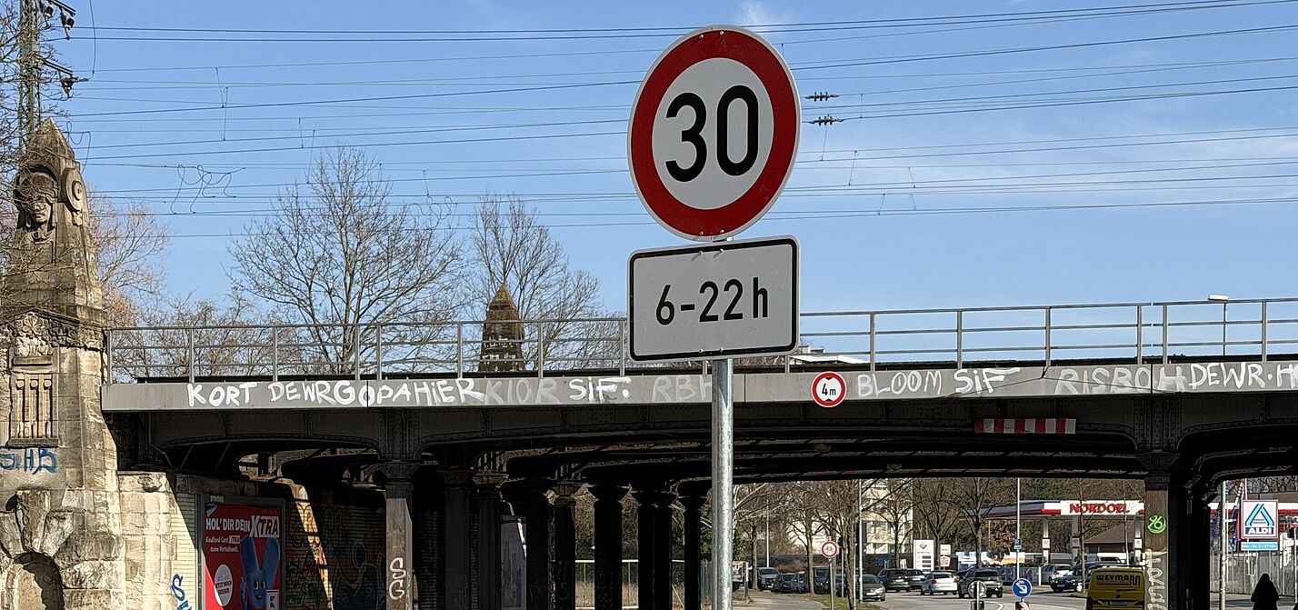 ADFC sorgt für Tempo 30 auf der Lindemannallee