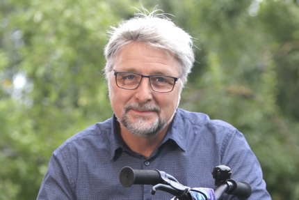 Porträtaufnahme von Dietmar Thomas, Vorstand ADFC Region Hannover e.V.