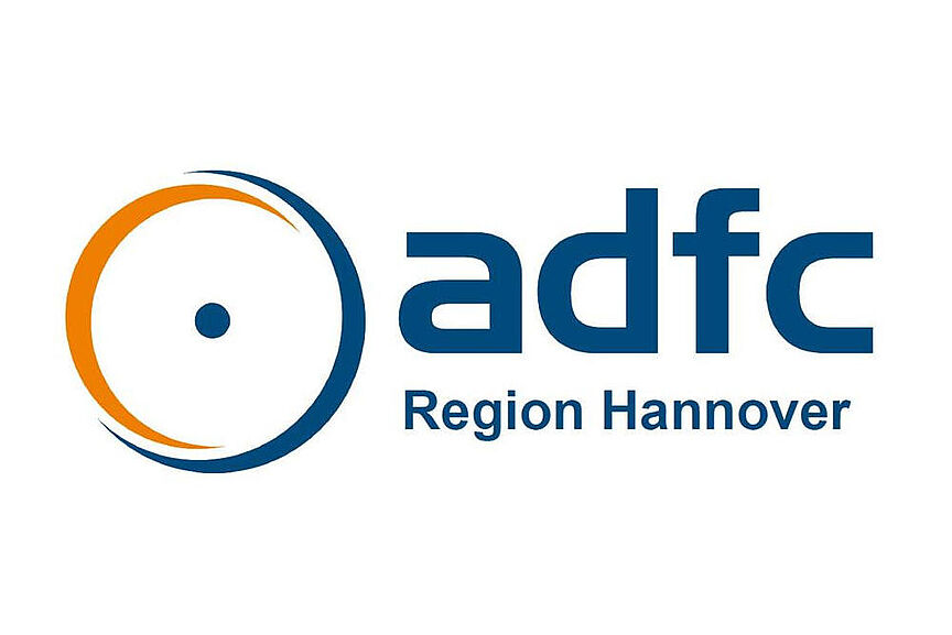 Logo in Form eines Fahrradreifens mit Schriftzug adfc Region Hannover